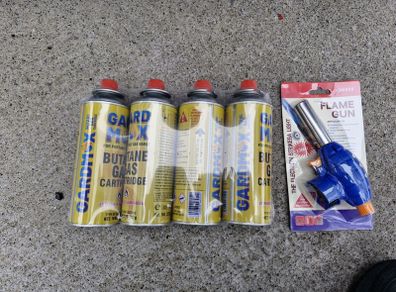 gas canisters and torch heads