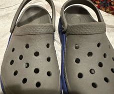kids crocs sandals