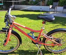 Girls Bike Decathlon Riverside 20inch.