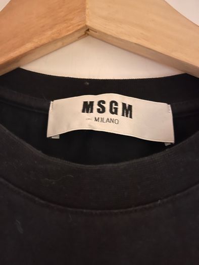 t-shirt designer MSGM