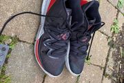 Kyrie 5 size 9.5