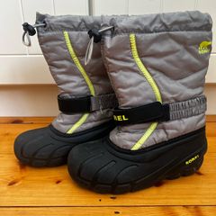 Kids snow boots