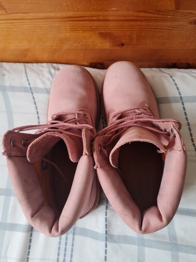 Timberland premium boots Size 7 eu 41 pink suade In excellent condition