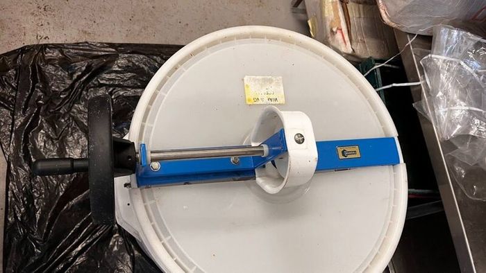 Honey extractor ( Manual)