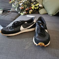 Nike trainers size 40 / size 6