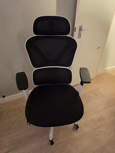 Gaming chair