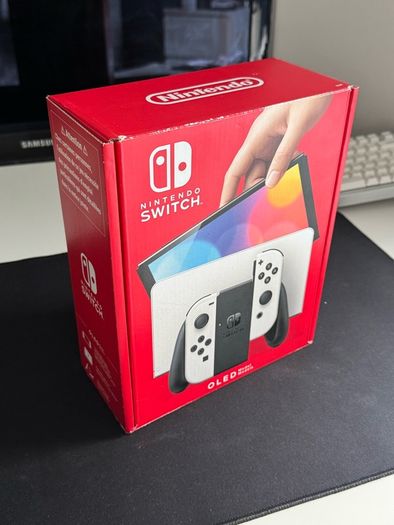 Nintedo Switch Oled - White