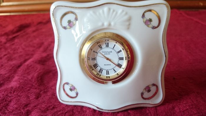 Donegal Parian China Claddagh Ring Clock And Vase Set Made In Ireland