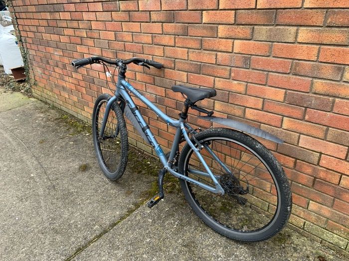 27.5 Inch Carrera Parva bike