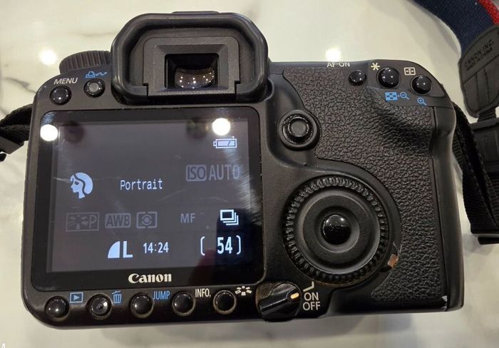 Cannon camera with 3 lenses (reduced price)