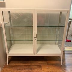 Glass-door cabinet