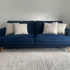 800 is final price for everyone watching. Navy velvet sofa and cuddle chair from Michael Murphy furniture