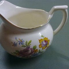 Arklow Pottery jug with early stamp