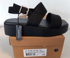 Schuh Tuscany Chunky Sandal Black Size 5