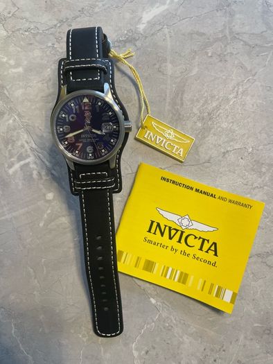 Invicta Men Watch Blue Dial Boxed Pristine Condition