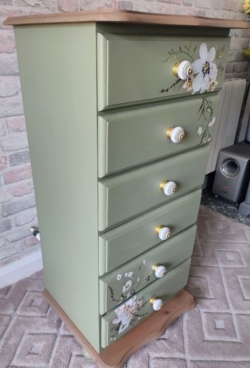 Tall Boy Chest of Drawers