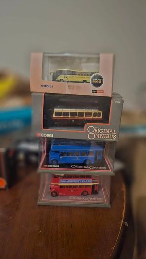 corgi english buses