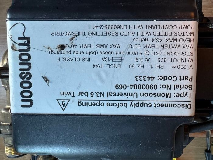 tuart Turner Monsoon Universal N3.5 Bar Twin Shower Pump