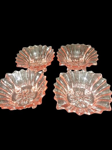 4 x Brockwitz footed prism dish