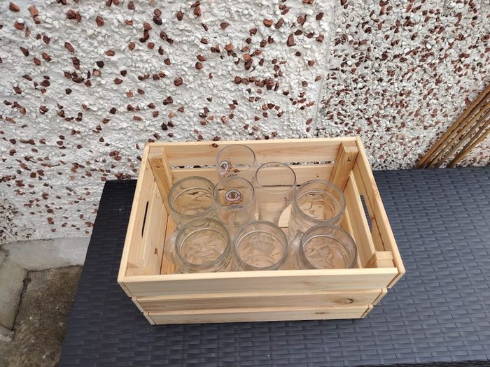 Beer glasses and steins