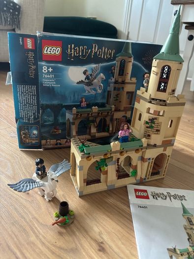 Lego Harry Potter Hogwart's Courtyard Sirius's Rescue 76401 - Complete