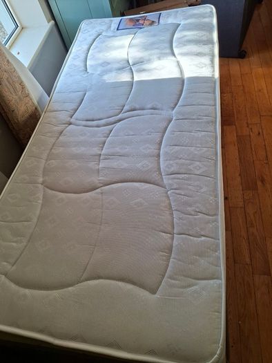 Single bed for sale