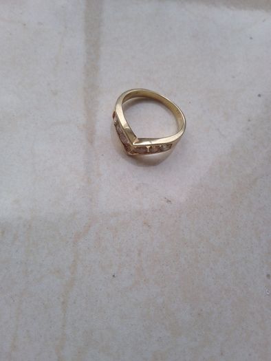 Diamond ring