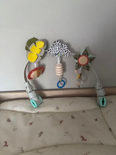 Car seat toy