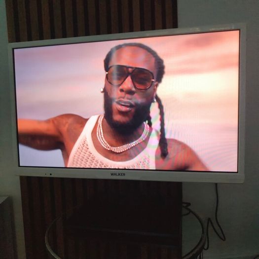 smart tv 24"