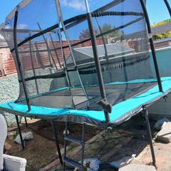 Trampoline