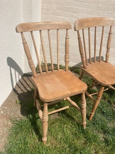 Kitchen Chairs x 3 - Antique - Windsor