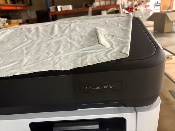HP LATEX 700W Printer (64-inch)