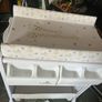 changing table Image 2