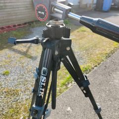 Slick aluminum professional camera tripod