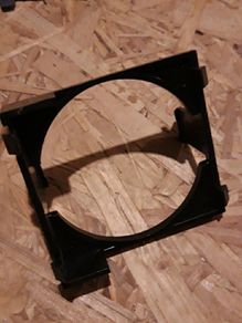 fan holder
