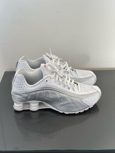Nike Shox R4 White/Metallic Silver