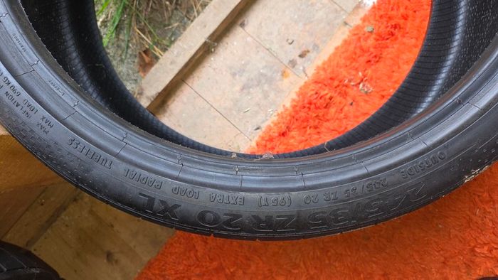 Two 20 inch tyres bridgestone and continental
