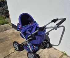 Dolls buggy
