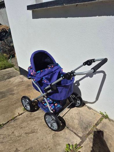 Dolls buggy