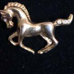 horse brooch