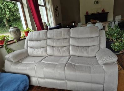 3 Seater Fabric Recliner Sofa Brown, brand new!