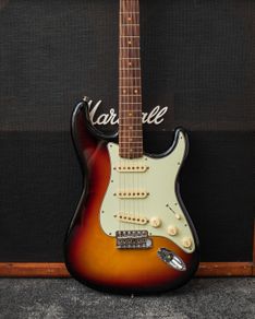 Fender American Vintage II 61 Stratocaster 2025 - 3-Tone Sunburst
