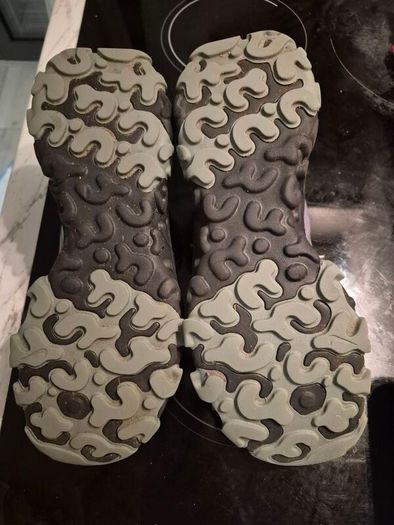 Nike reacts runners