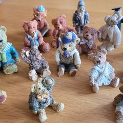 Collectible miniature teddy bears