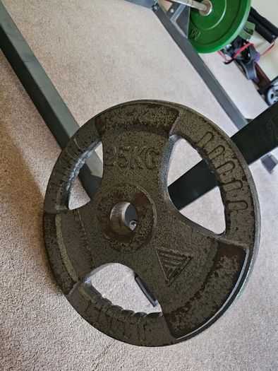 2x25kg cast iron plates for olympic barbell