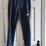 Older boys tracksuit the North face Image 2