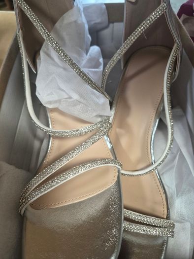 ladies sandals