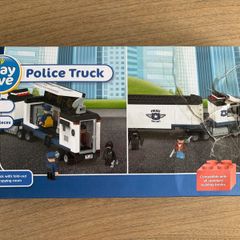 Playtive Police Truck. 489 Pieces. LEGO Compatible