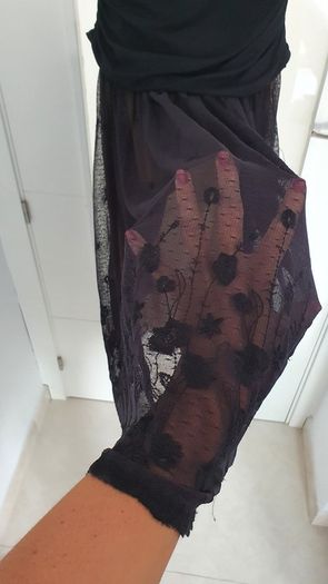 MAX STUDIO layered midi Sz M (10-12) - Rrp 75 sterling