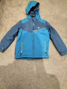 Boys winter/ski coat dare2b brand age 7 to 8